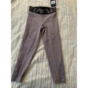 Nike Pro Tight Fit Leggings